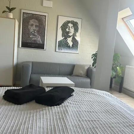 Goscinne Pod Klonami Mosty