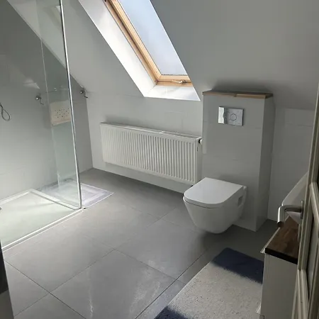 Goscinne Pod Klonami Mosty (Puck)